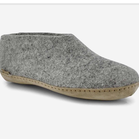 glureps Shoes - Brand new glerups. Size 39 ladies which is 7 US